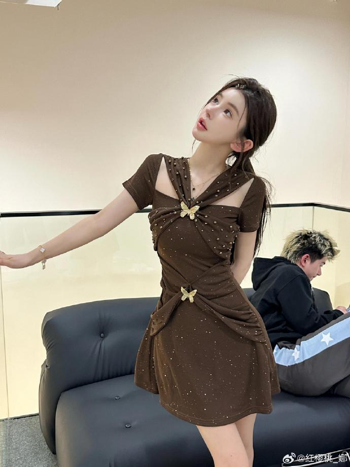 朋友和我老婆免费观看电视剧